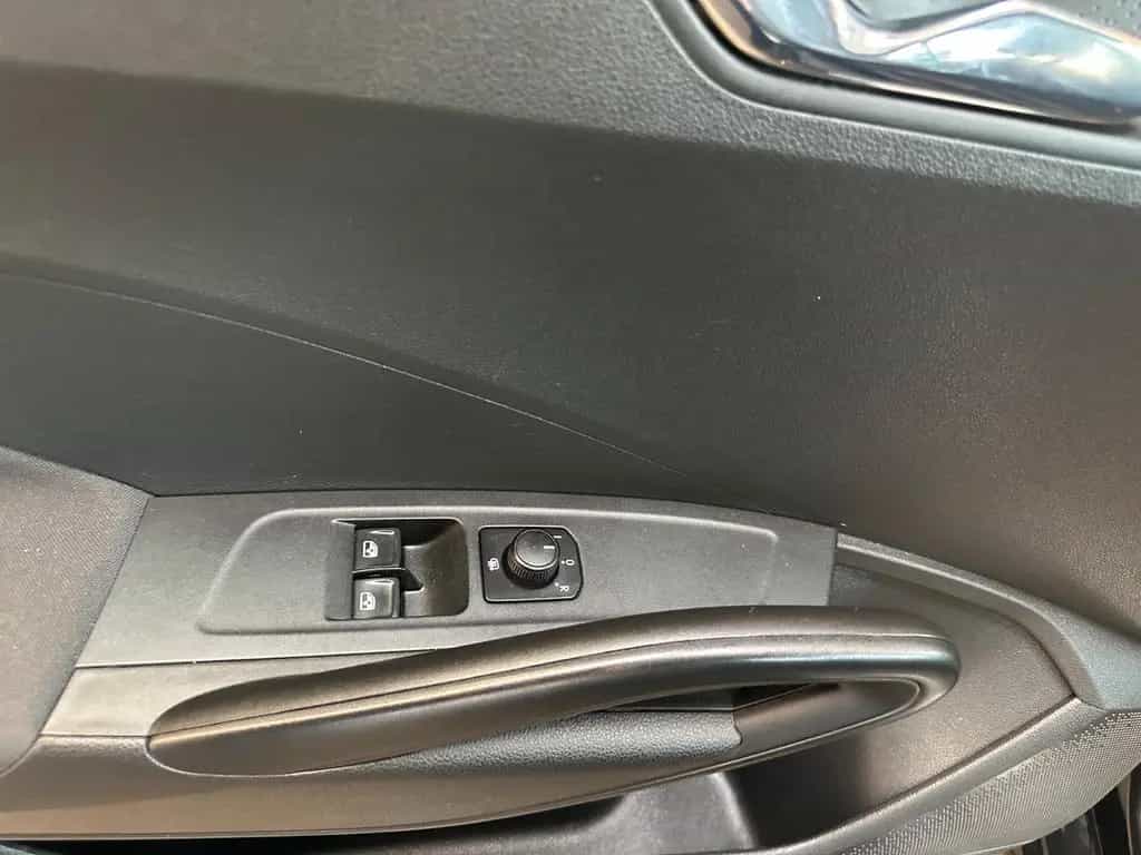 Skoda Fabia Tour *1. Hand*Klima*MirrorLink*LED*PDC* 02/2022-photo-27
