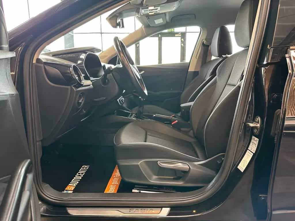 Skoda Fabia Tour *1. Hand*Klima*MirrorLink*LED*PDC* 02/2022-photo-29