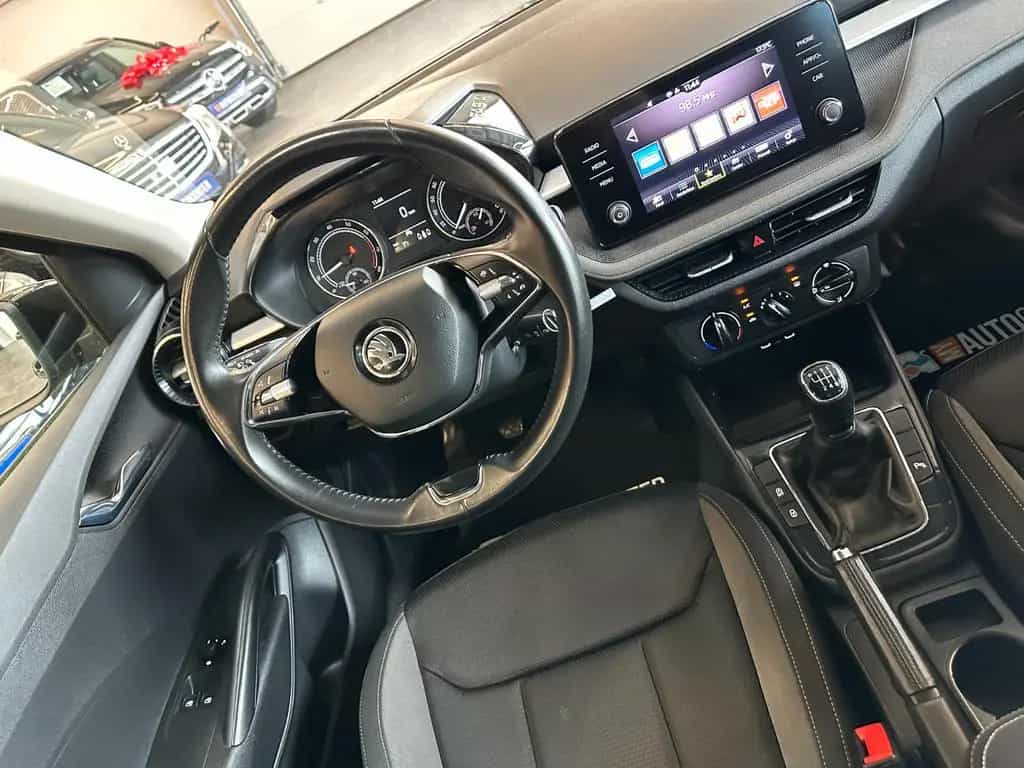 Skoda Fabia Tour *1. Hand*Klima*MirrorLink*LED*PDC* 02/2022-photo-39
