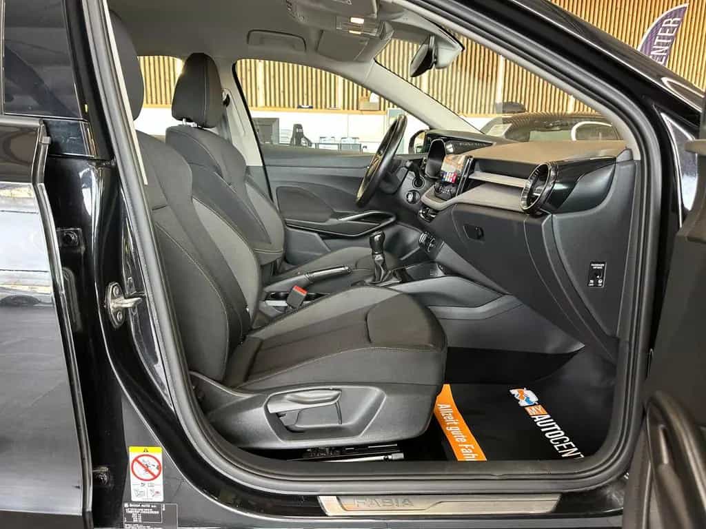 Skoda Fabia Tour *1. Hand*Klima*MirrorLink*LED*PDC* 02/2022-photo-46