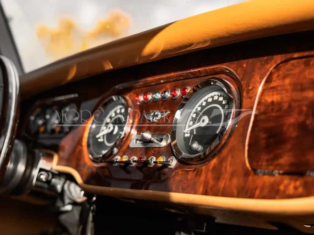 Morgan Plus 4 GDI mit außerordentlicher Ausstattung 10/2015-photo-7