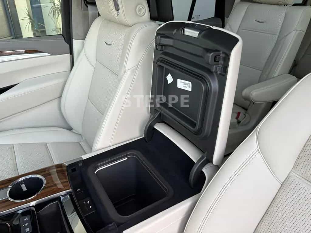 Cadillac Escalade FACELIFT MY26 6.2 V8 Sport Platinum null-photo-18