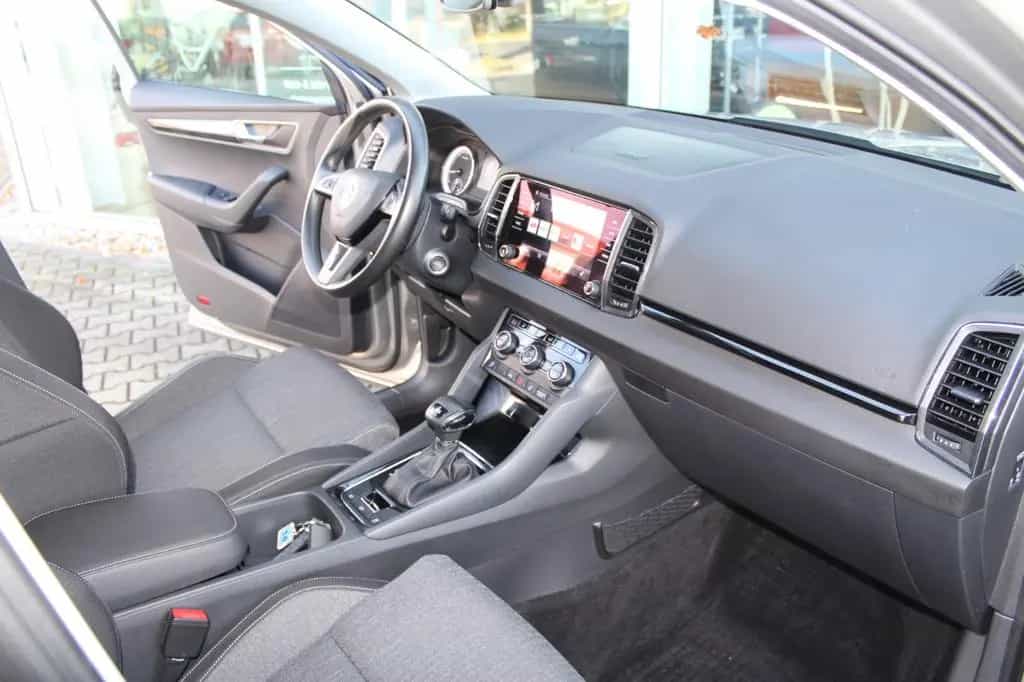 Skoda Karoq 1.5l Style DSG /AHK/LED 11/2017-photo-12