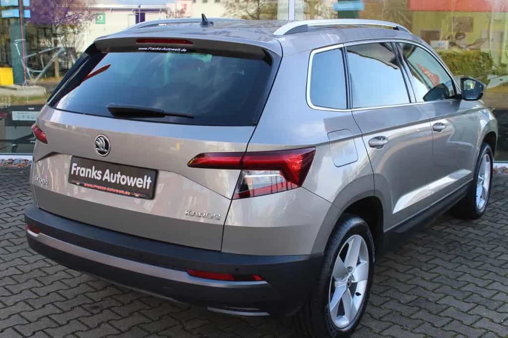 Skoda Karoq 1.5l Style DSG /AHK/LED 11/2017-photo-5