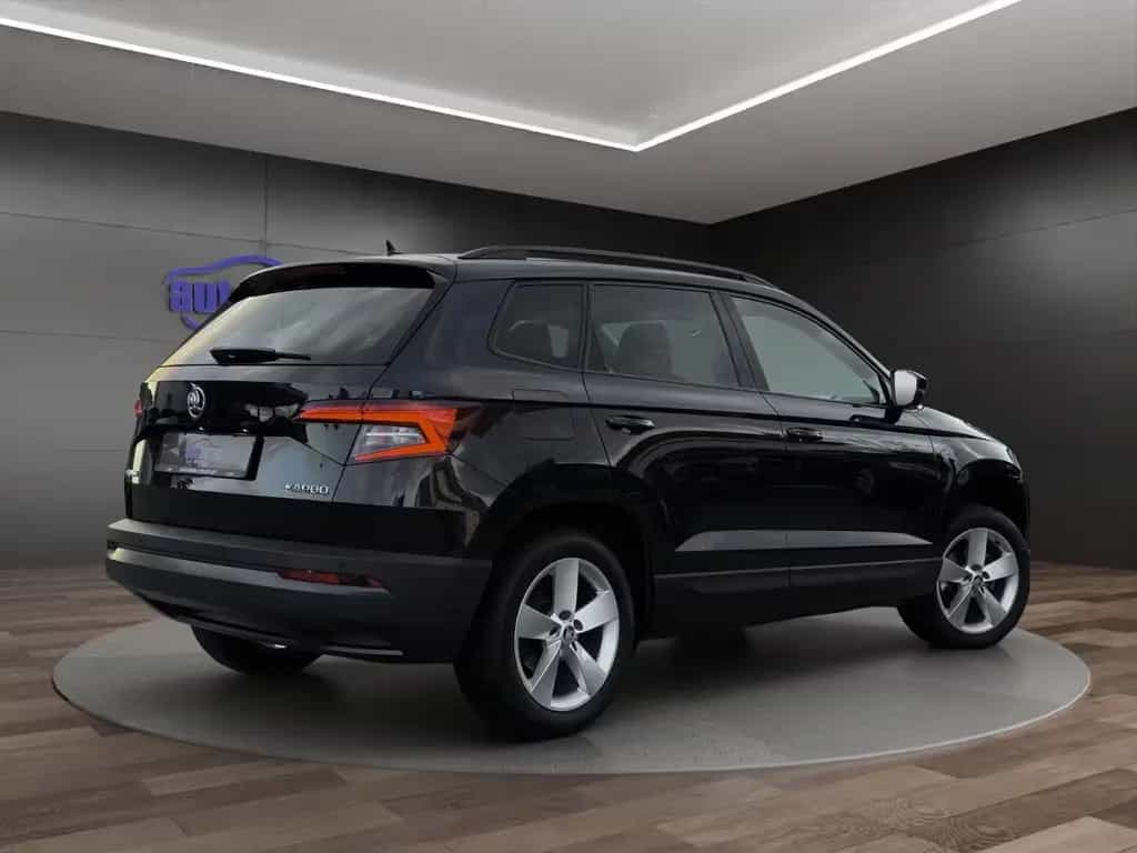 Skoda Karoq Ambition AUTOMATIK°LED°NAVI°KEYLESS°SHZ 08/2019-photo-6