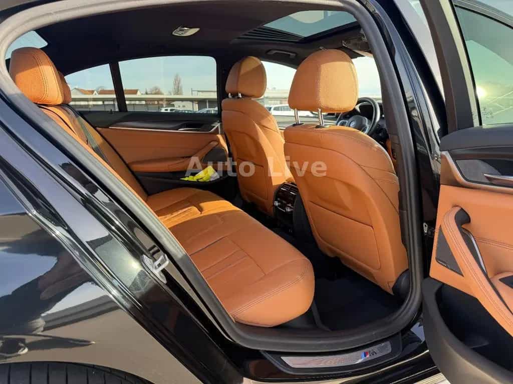 BMW 5 Series 530e x Drive*SAG*M PAKET*GSH*LASER*LEDER*360*VOL 04/2022-photo-15