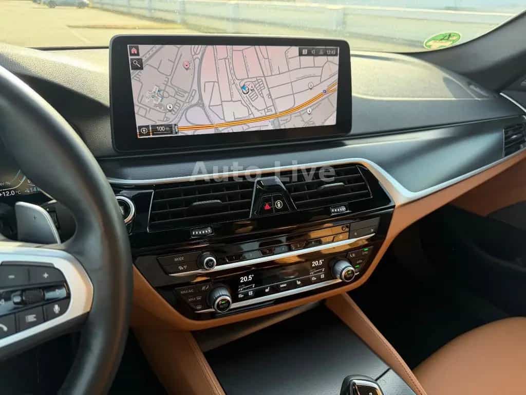 BMW 5 Series 530e x Drive*SAG*M PAKET*GSH*LASER*LEDER*360*VOL 04/2022-photo-20