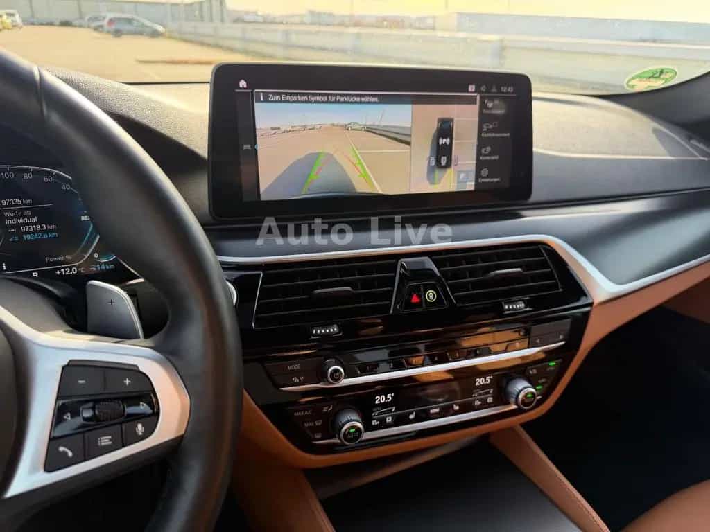 BMW 5 Series 530e x Drive*SAG*M PAKET*GSH*LASER*LEDER*360*VOL 04/2022-photo-23