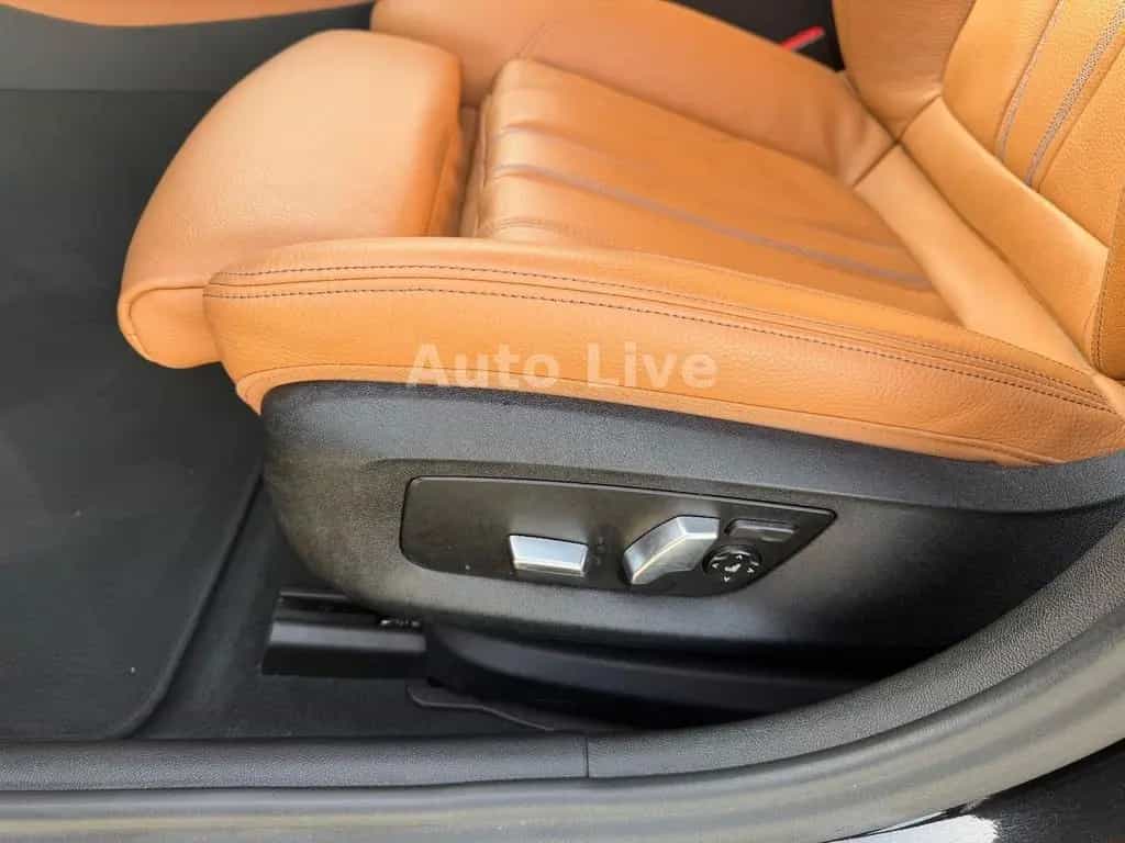 BMW 5 Series 530e x Drive*SAG*M PAKET*GSH*LASER*LEDER*360*VOL 04/2022-photo-24