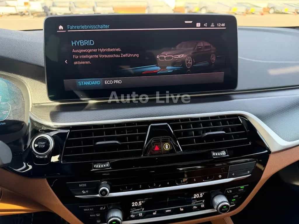 BMW 5 Series 530e x Drive*SAG*M PAKET*GSH*LASER*LEDER*360*VOL 04/2022-photo-27