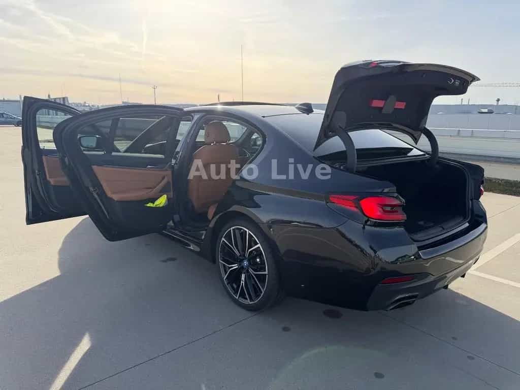 BMW 5 Series 530e x Drive*SAG*M PAKET*GSH*LASER*LEDER*360*VOL 04/2022-photo-33