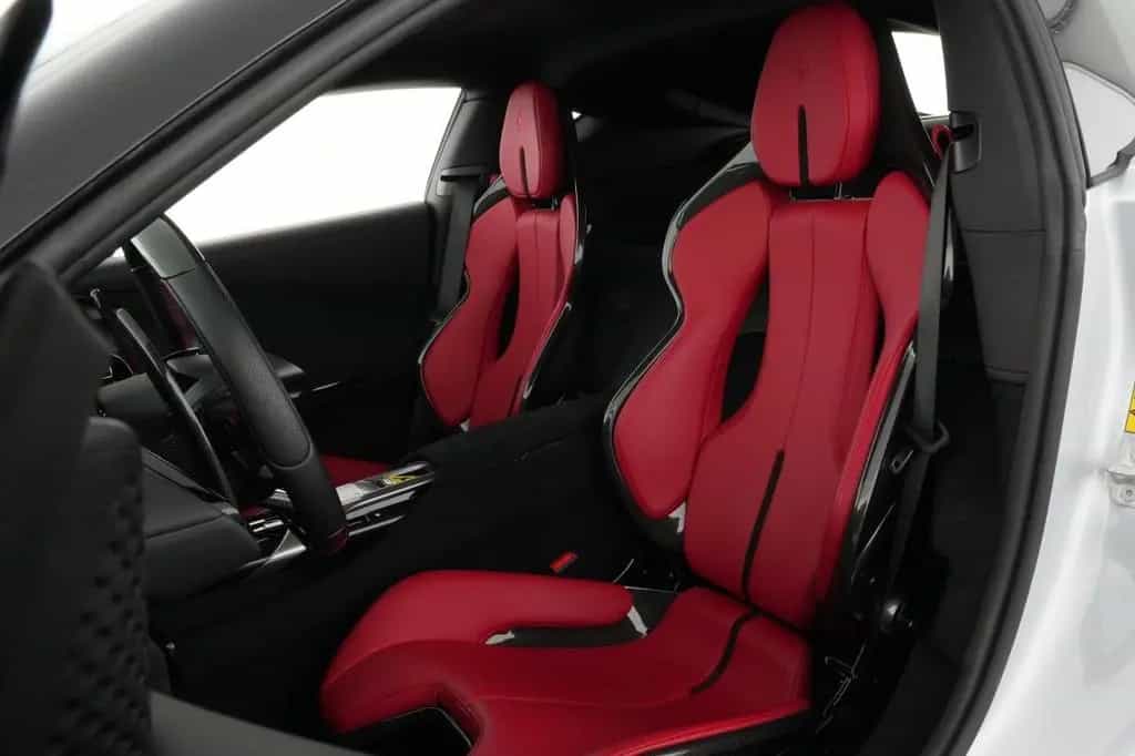 Ferrari 12Cilindri Full Carbon 04/2025-photo-18