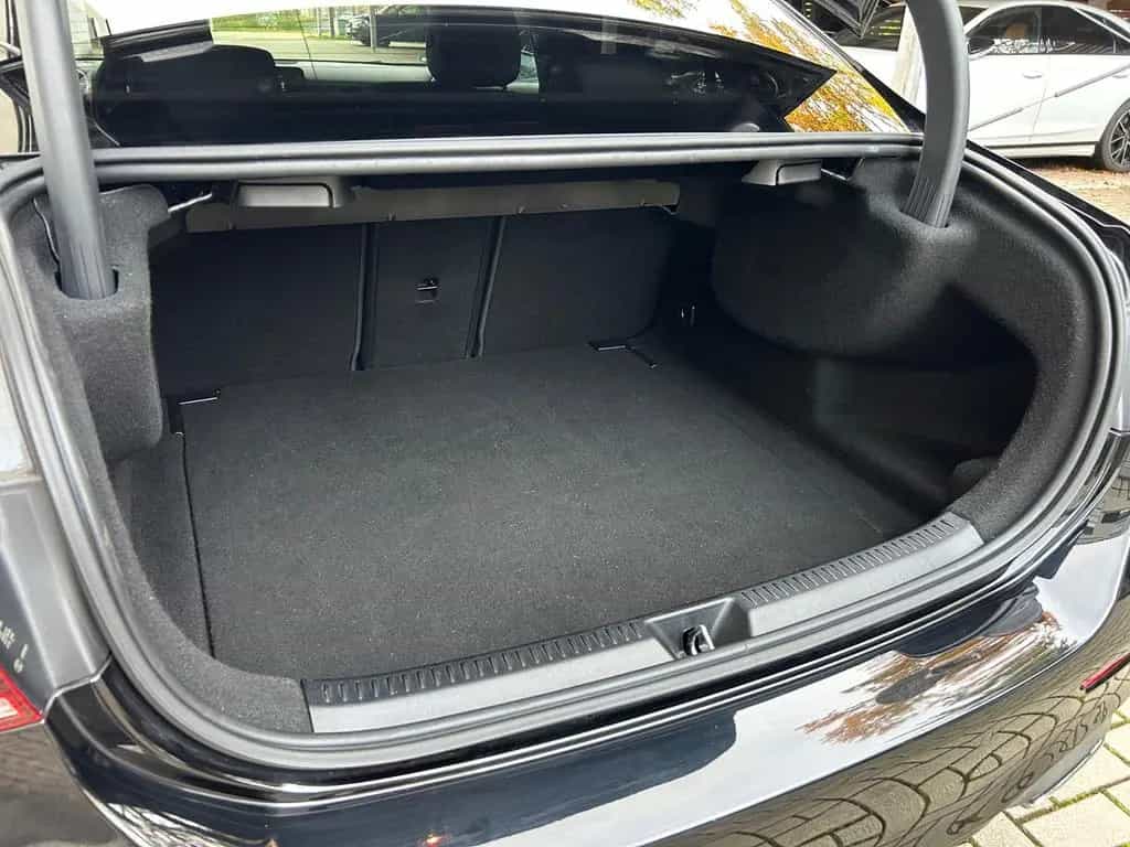 Mercedes-Benz A-Class Limousine - AMG-Line - NIGHT PAKET - MBUX 09/2020-photo-14