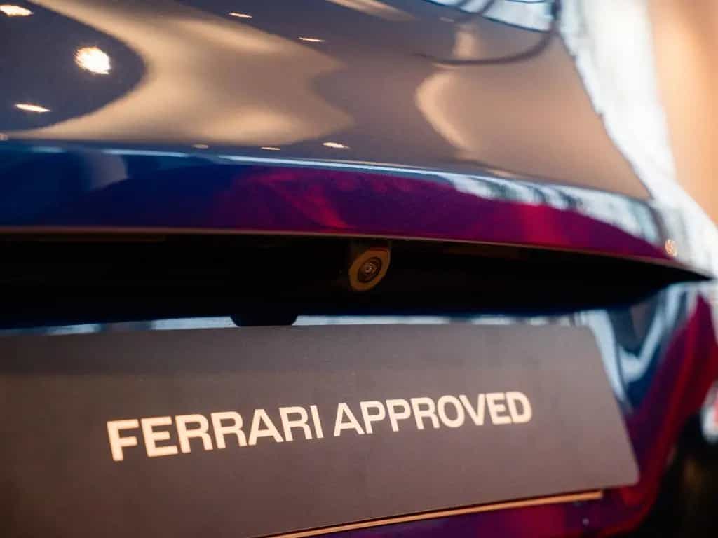 Ferrari Purosangue Panoramadach*Massagesitze*LED-Lenkrad 12/2023-photo-12