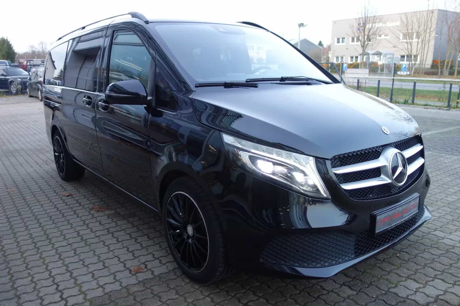 Mercedes-Benz V-Class 250 07/2020-photo-1