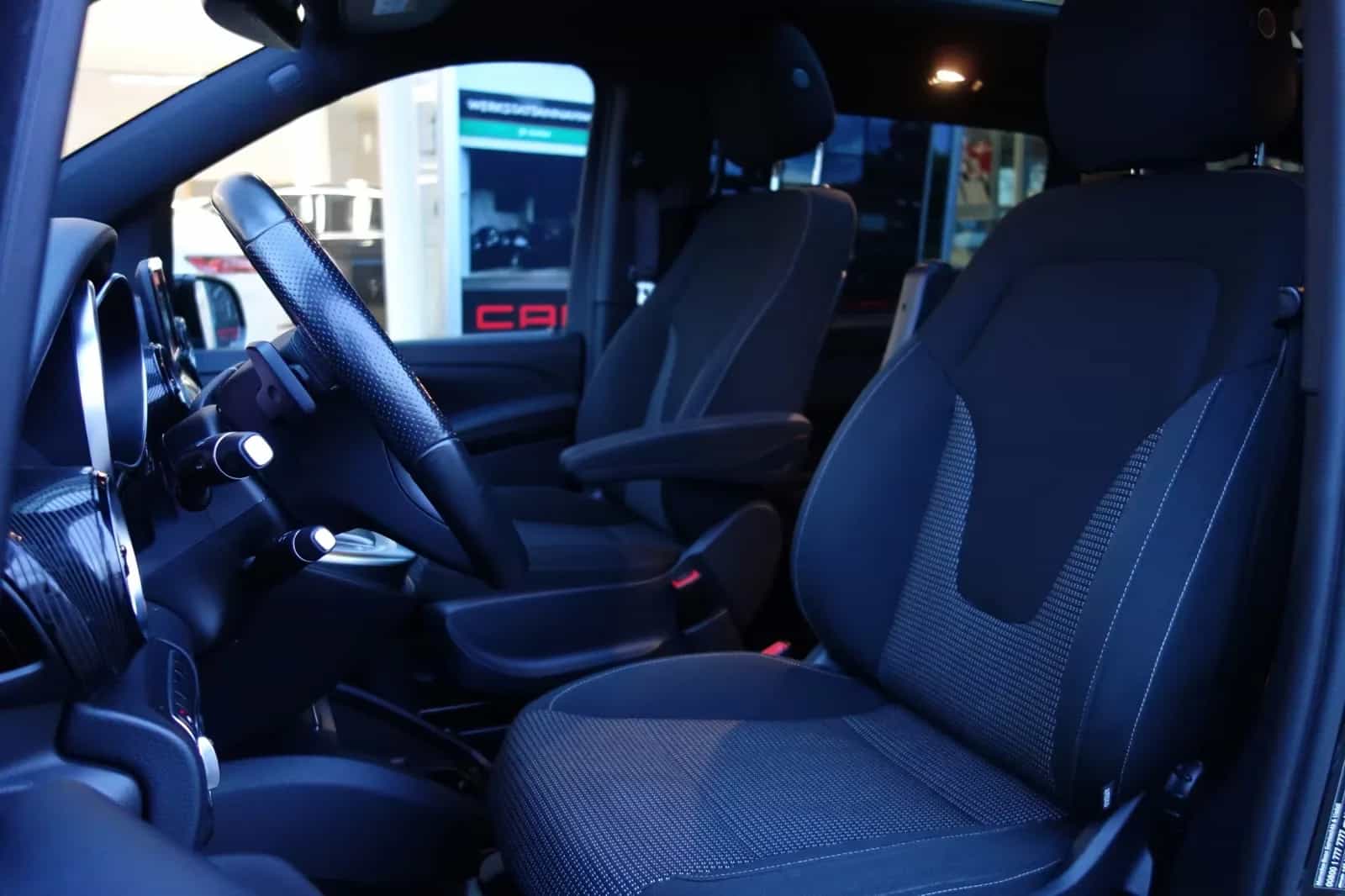 Mercedes-Benz V-Class 250 07/2020-photo-19