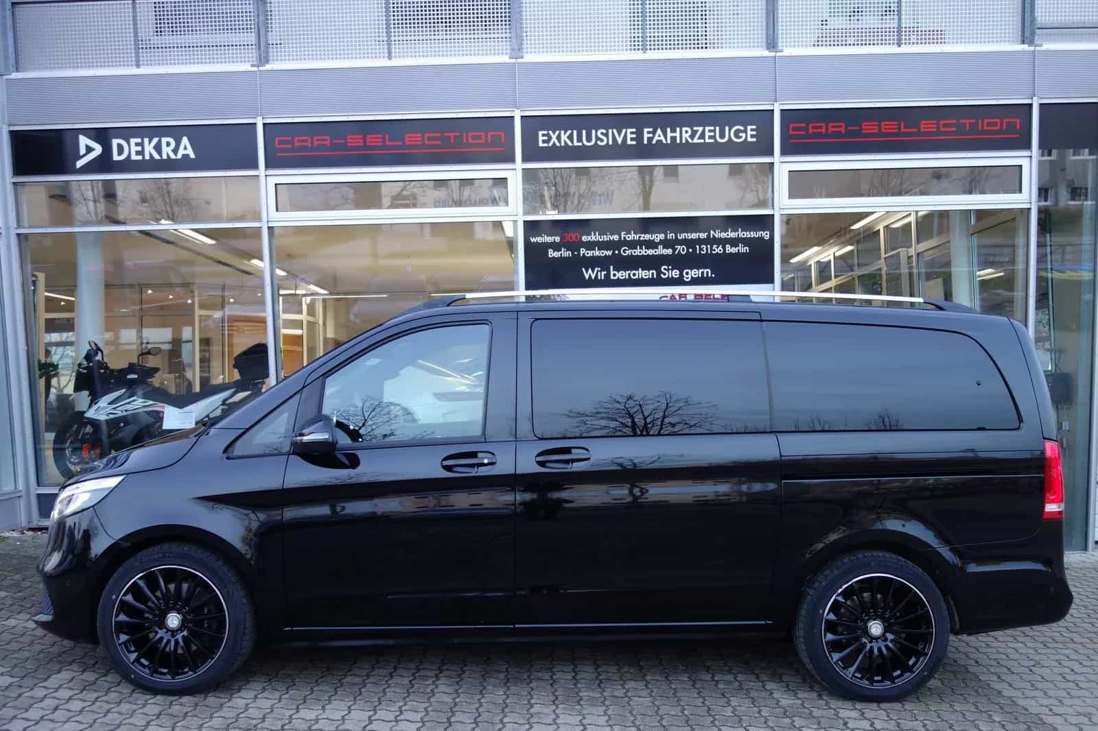 Mercedes-Benz V-Class 250 07/2020-photo-2