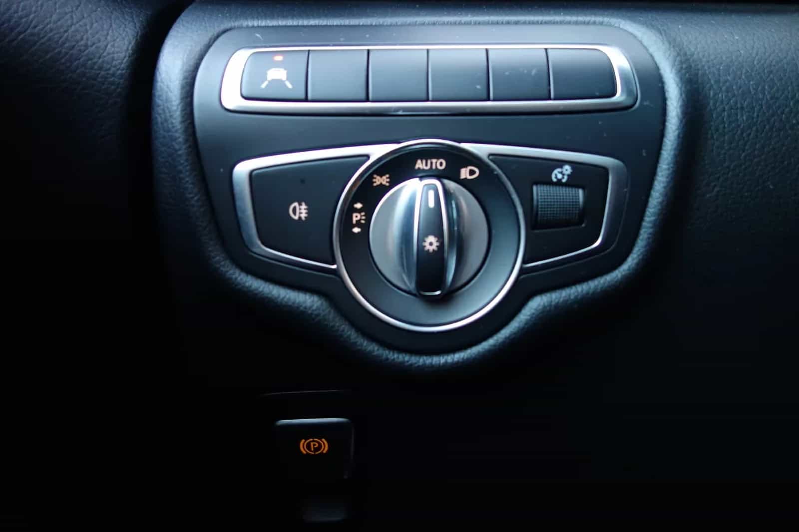 Mercedes-Benz V-Class 250 07/2020-photo-21
