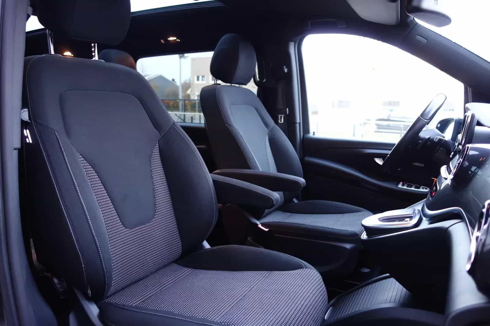 Mercedes-Benz V-Class 250 07/2020-photo-23