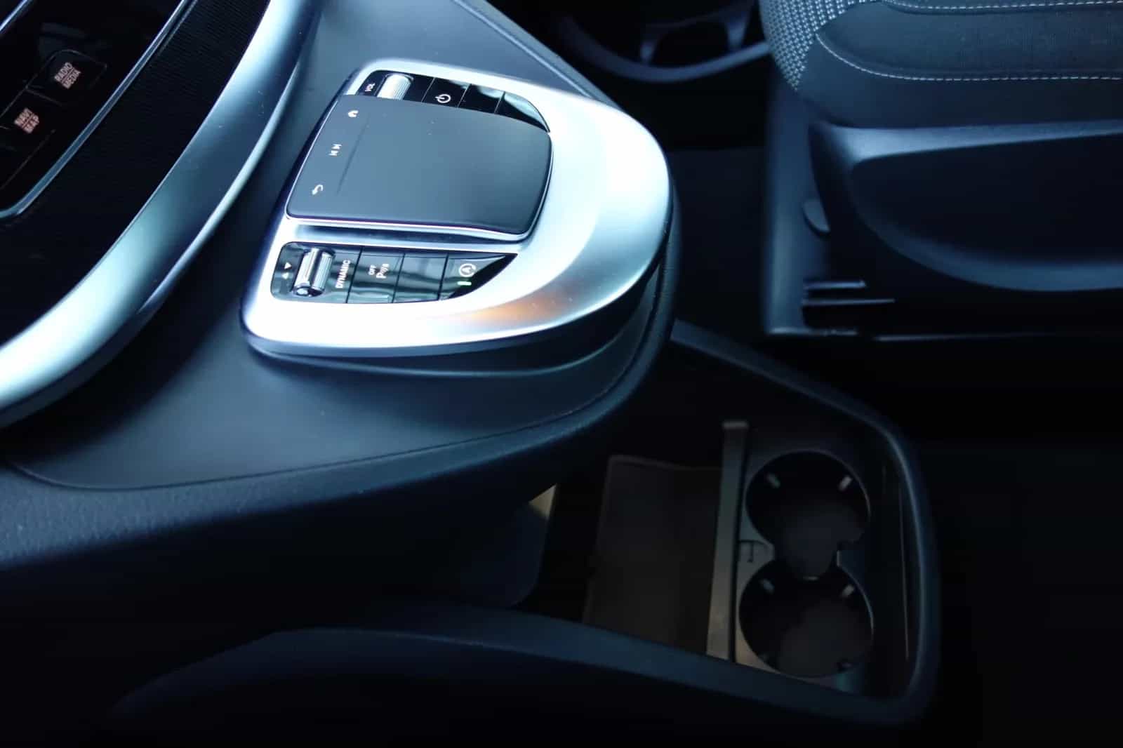 Mercedes-Benz V-Class 250 07/2020-photo-27