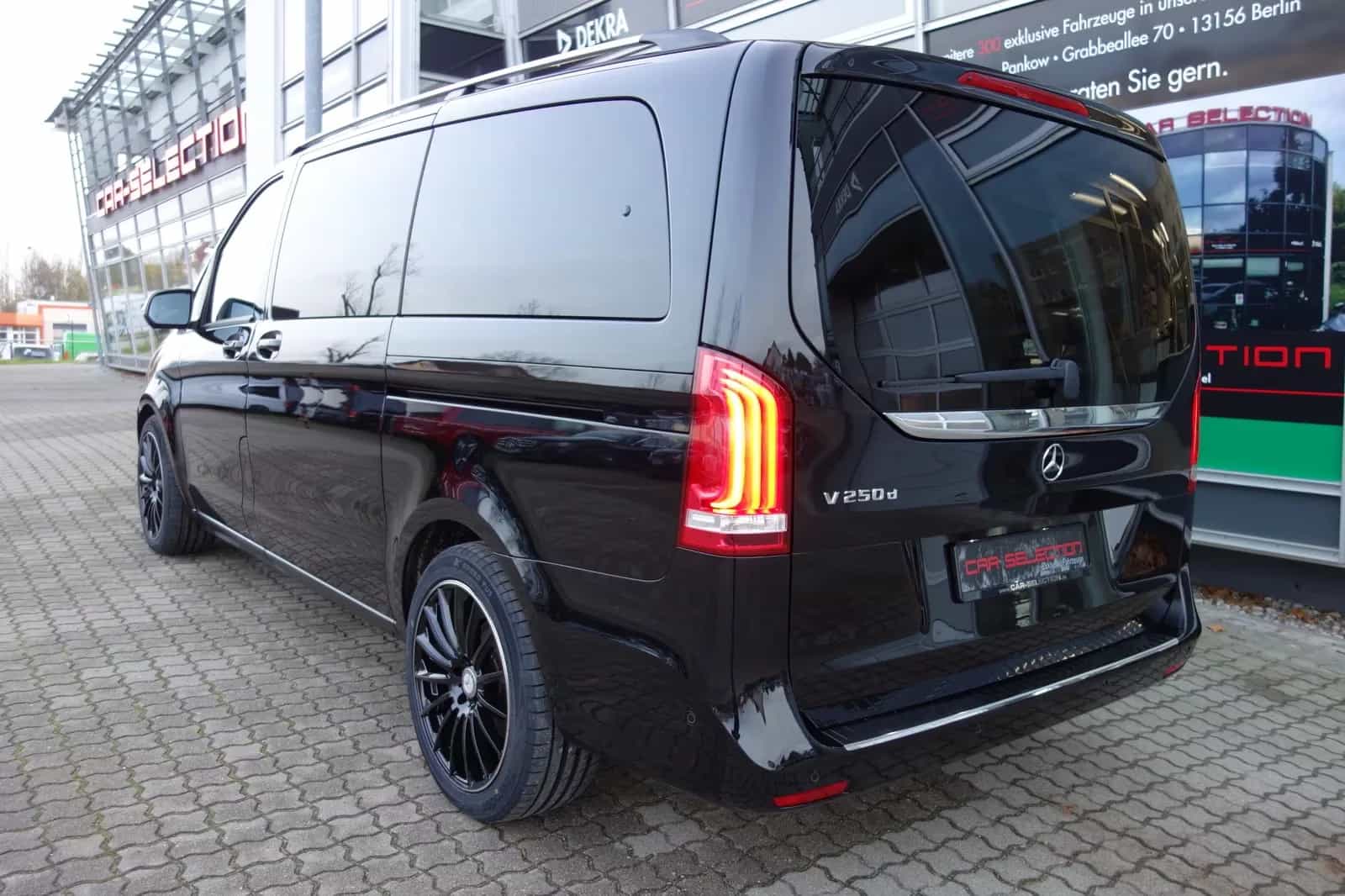 Mercedes-Benz V-Class 250 07/2020-photo-4