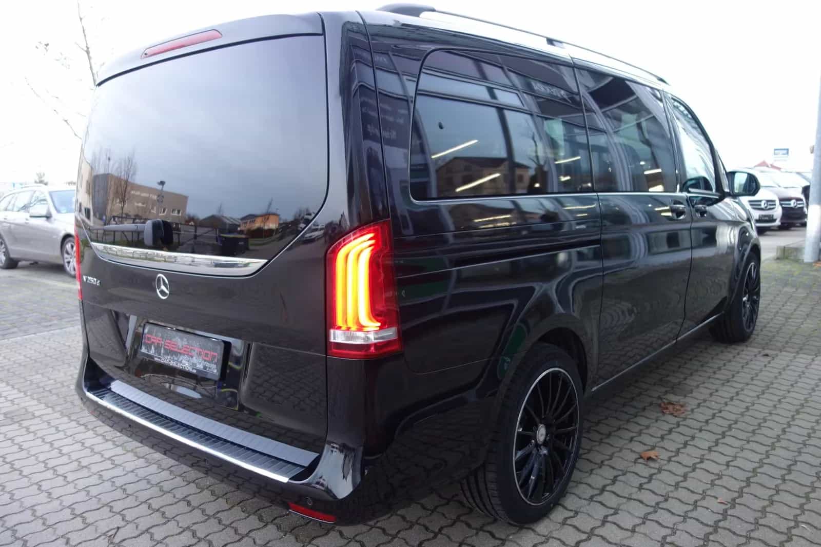 Mercedes-Benz V-Class 250 07/2020-photo-5