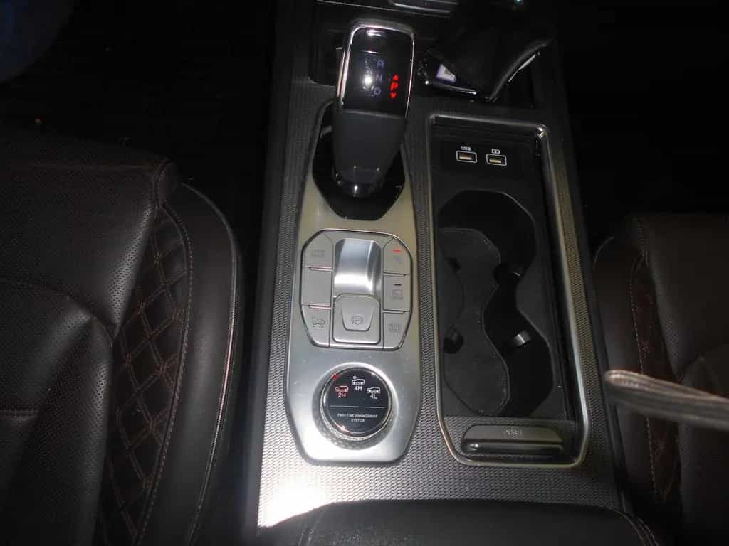 Ssangyong Rexton 2.2 Diesel e-XDi 220 Sapphire 4WD AT 09/2022-photo-11