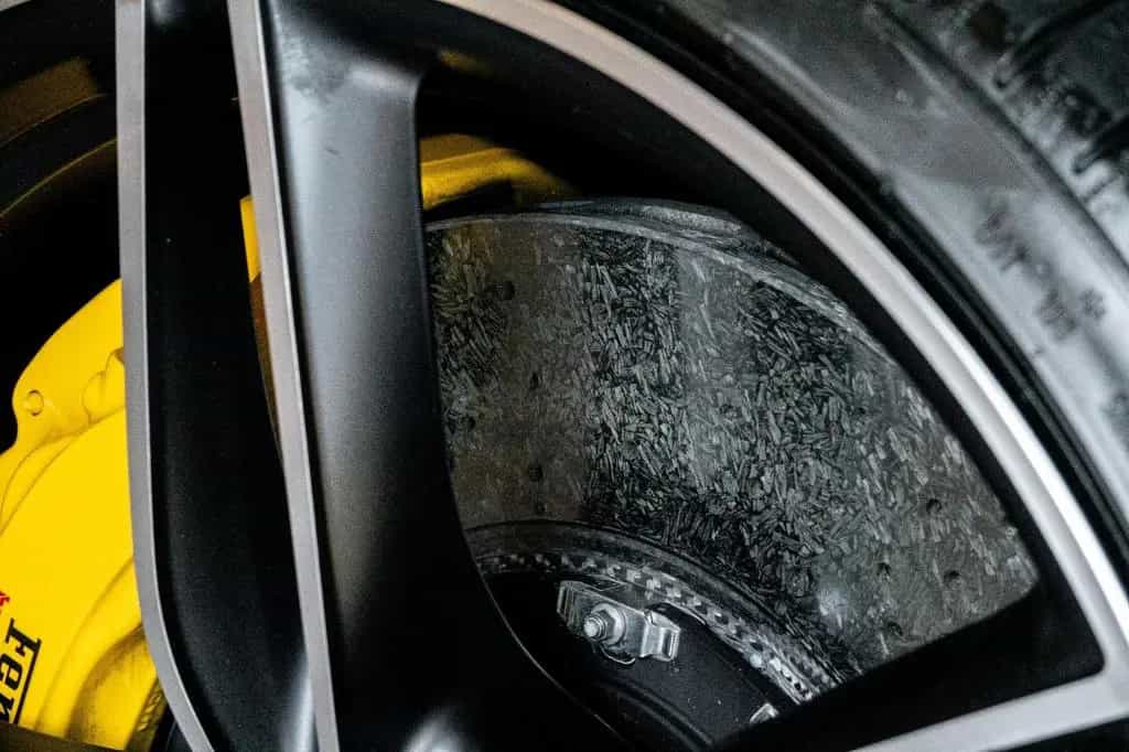 Ferrari Roma V8 Sonderausstattung Werksgarantie 2028 01/2020-photo-14