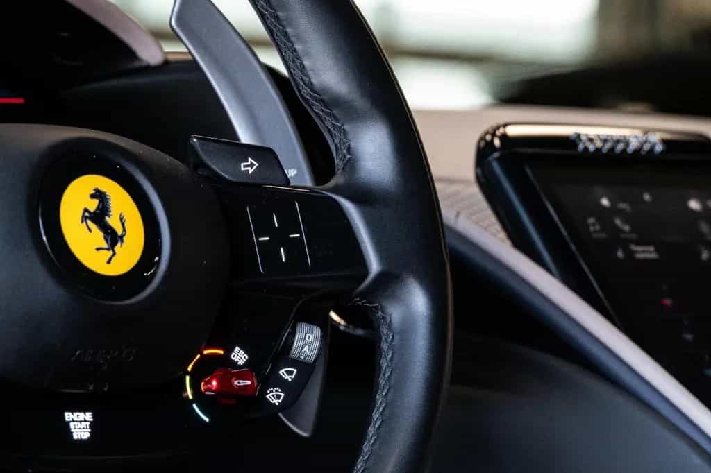 Ferrari Roma V8 Sonderausstattung Werksgarantie 2028 01/2020-photo-38