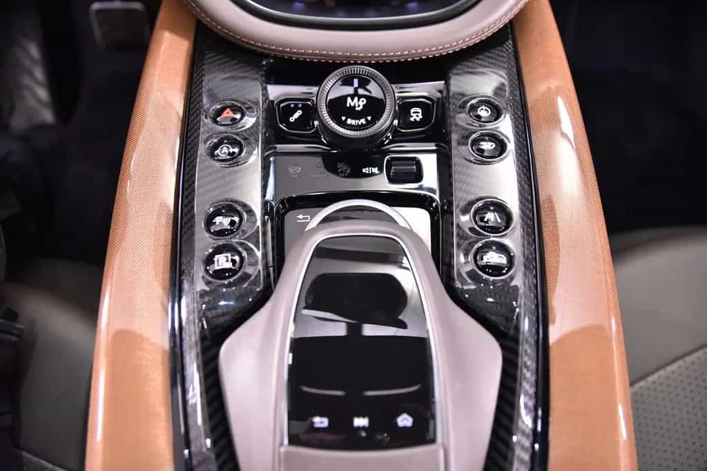 Aston Martin DBX 4.0 V8 DBX707 07/2023-photo-14