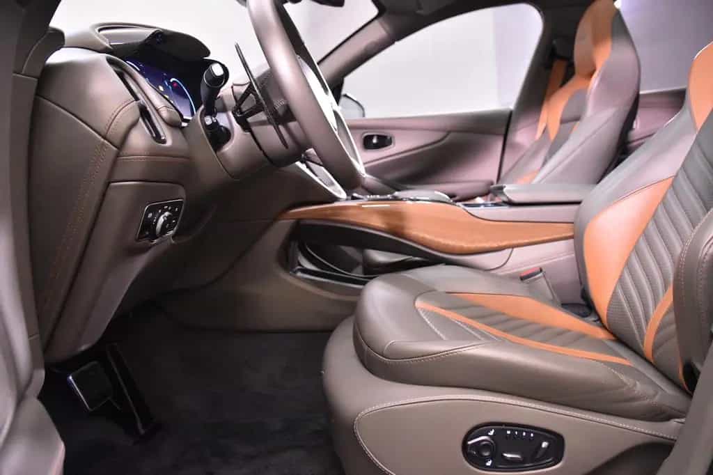 Aston Martin DBX 4.0 V8 DBX707 07/2023-photo-24