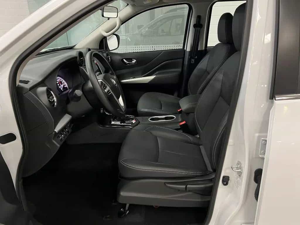 DFSK Rich 6 DFM RICH Diesel*4x4 AT*LEDER*PDC*RFK* LAGER null-photo-4