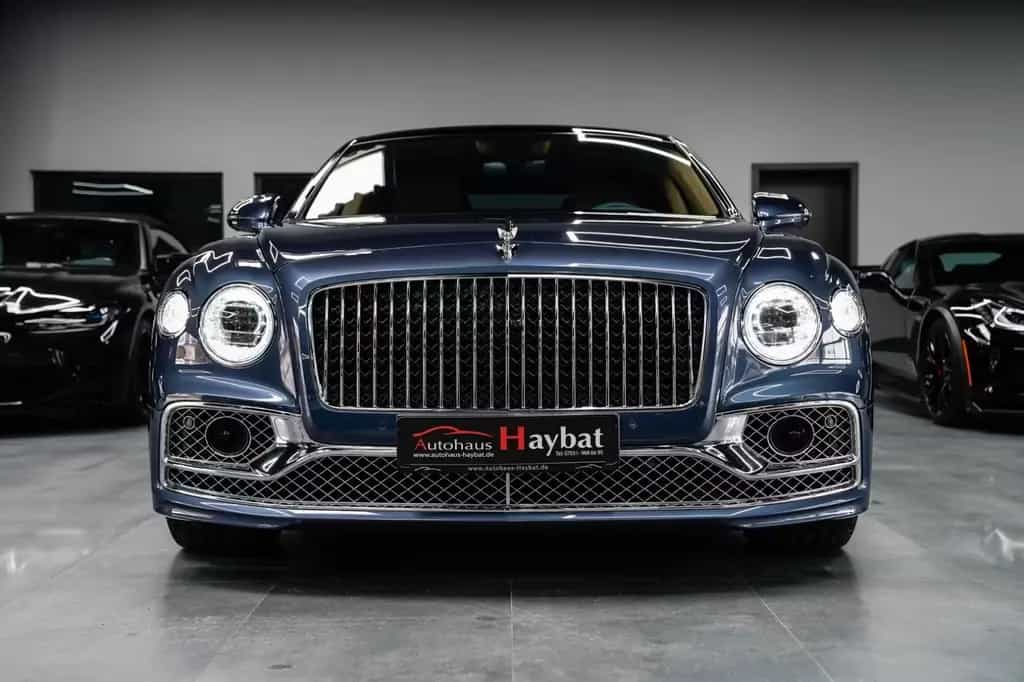 Bentley Flying Spur 6.0 W12 First Edition Mulliner 05/2020-photo-1