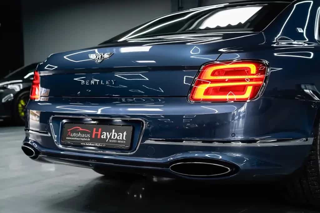 Bentley Flying Spur 6.0 W12 First Edition Mulliner 05/2020-photo-10