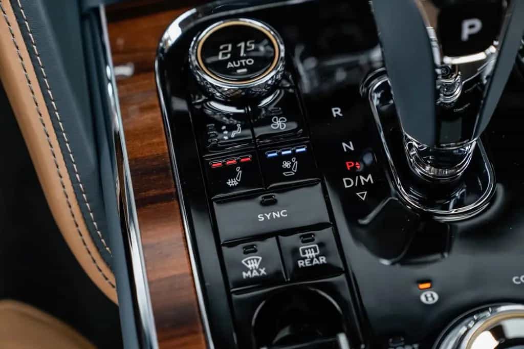 Bentley Flying Spur 6.0 W12 First Edition Mulliner 05/2020-photo-19
