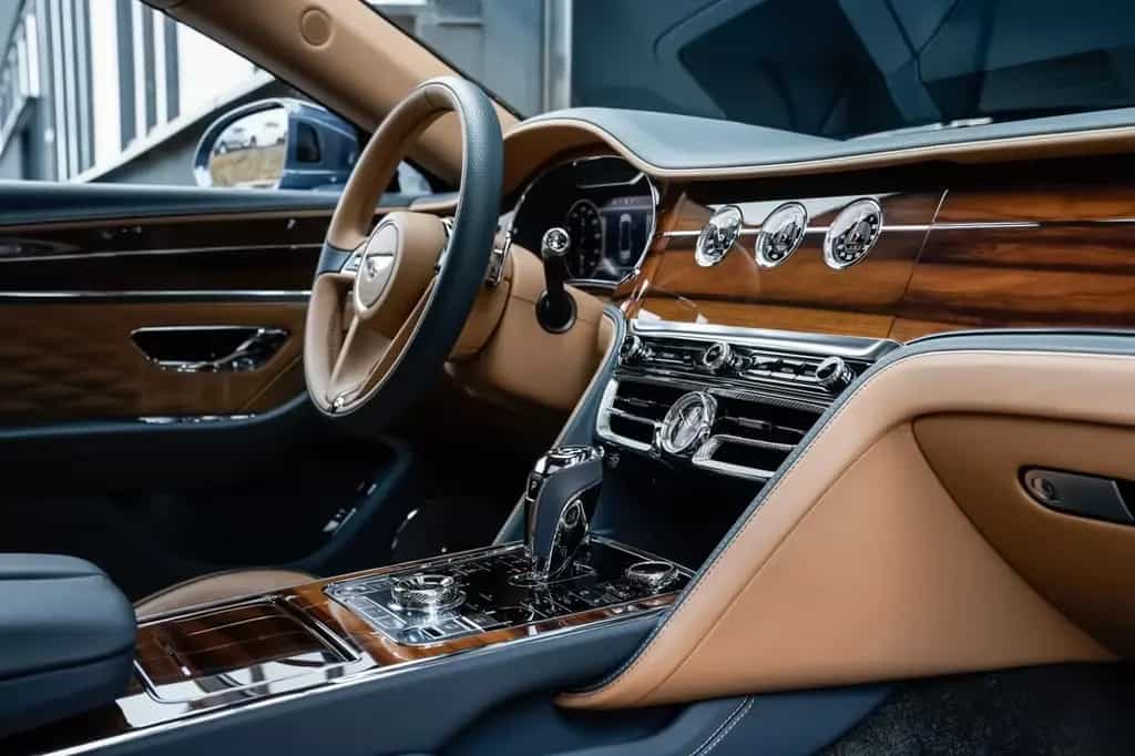Bentley Flying Spur 6.0 W12 First Edition Mulliner 05/2020-photo-20