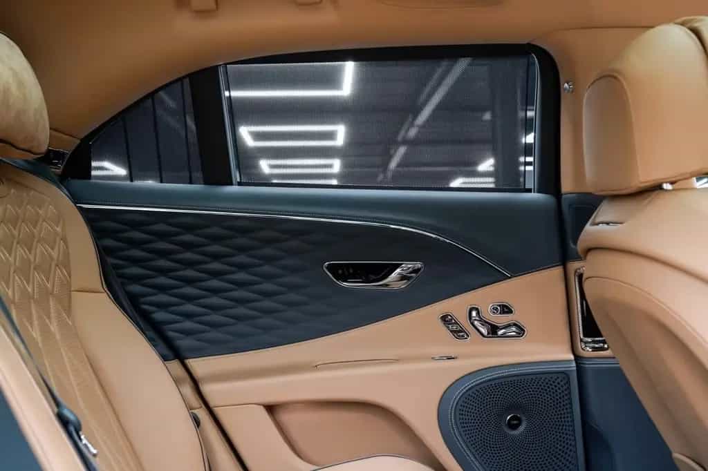 Bentley Flying Spur 6.0 W12 First Edition Mulliner 05/2020-photo-24