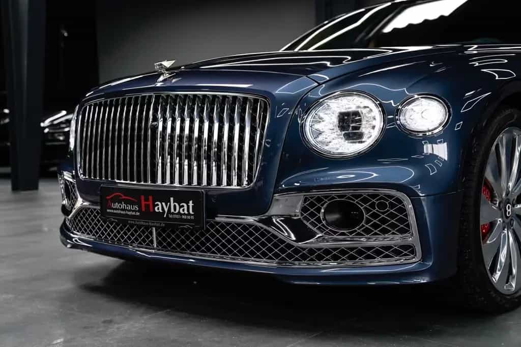 Bentley Flying Spur 6.0 W12 First Edition Mulliner 05/2020-photo-3
