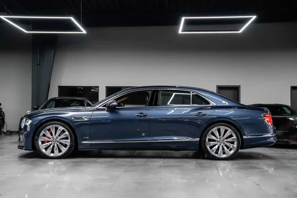 Bentley Flying Spur 6.0 W12 First Edition Mulliner 05/2020-photo-5