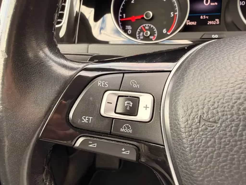 Volkswagen Golf VII Variant Highline *DSG*LED*NAVI*MASSAGE* 04/2017-photo-10