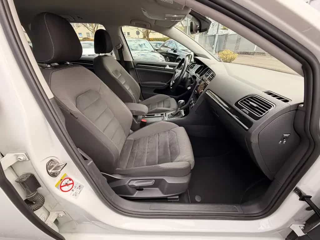 Volkswagen Golf VII Variant Highline *DSG*LED*NAVI*MASSAGE* 04/2017-photo-16