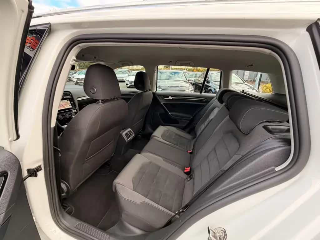 Volkswagen Golf VII Variant Highline *DSG*LED*NAVI*MASSAGE* 04/2017-photo-18