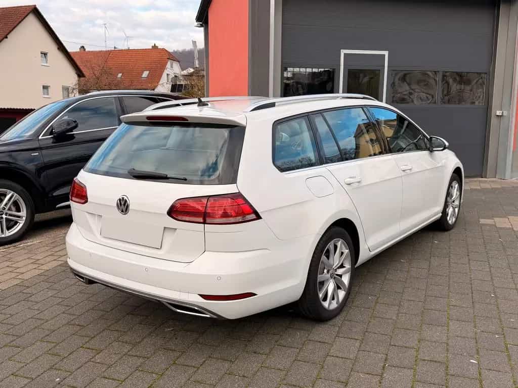 Volkswagen Golf VII Variant Highline *DSG*LED*NAVI*MASSAGE* 04/2017-photo-5