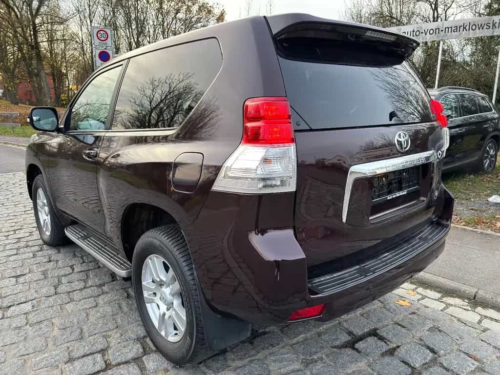 Toyota Land Cruiser 3.0 D-4D 6-Gang Schalter Webasto 05/2012-photo-3