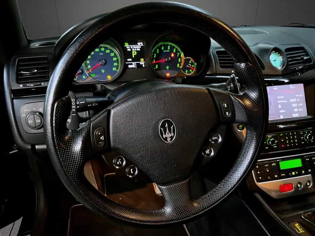Maserati Granturismo S Automatik *Sonderfinanzierung* 05/2011-photo-10