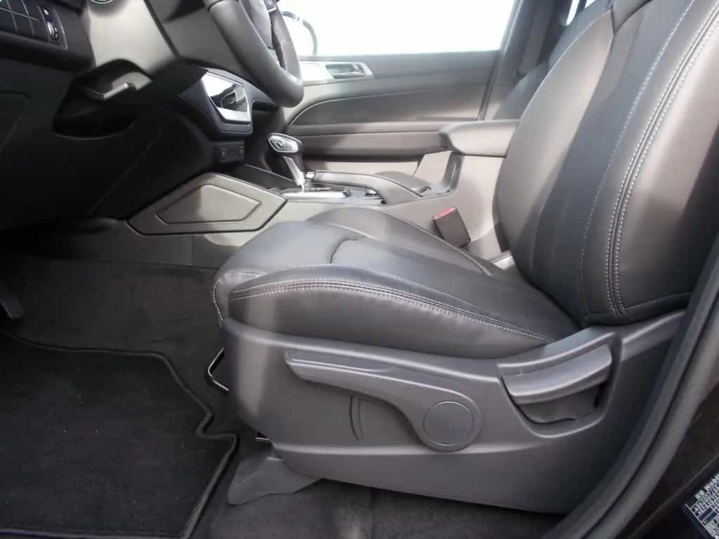 KGM Musso Grand 4WD Autom., Navi , LED, Leder 06/2025-photo-18