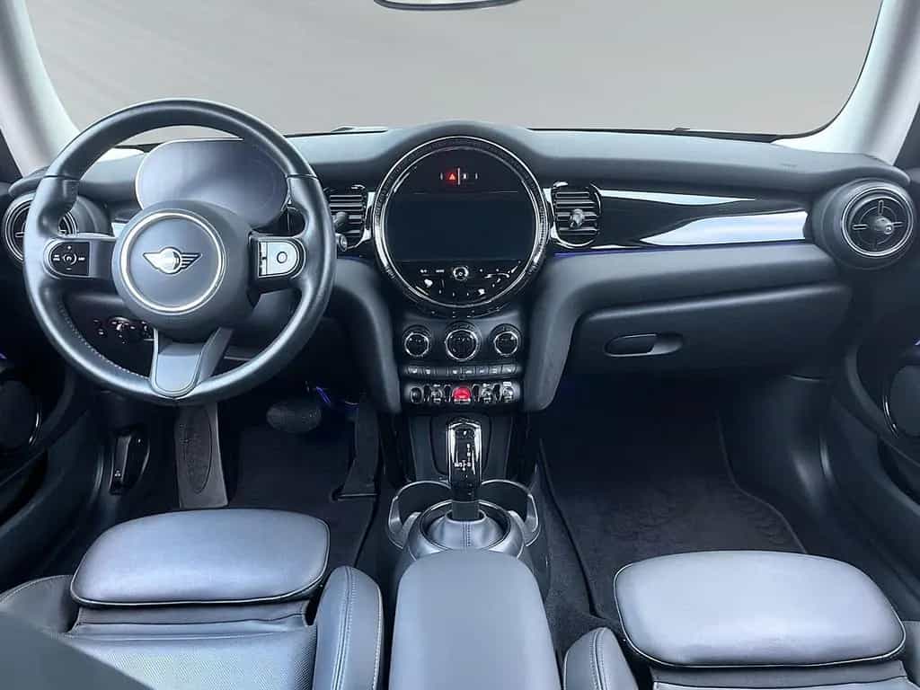 MINI Cooper 1.5 AUT Classic Trim LED NAVI SHZ RFK PDC 02/2023-photo-12