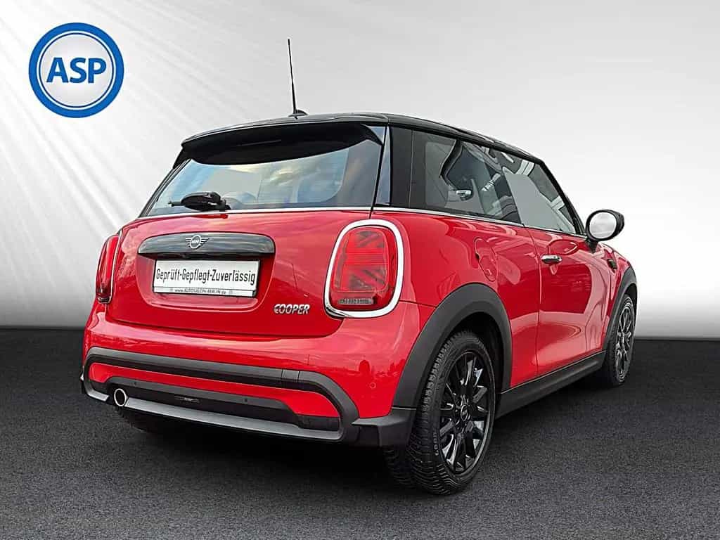 MINI Cooper 1.5 AUT Classic Trim LED NAVI SHZ RFK PDC 02/2023-photo-4