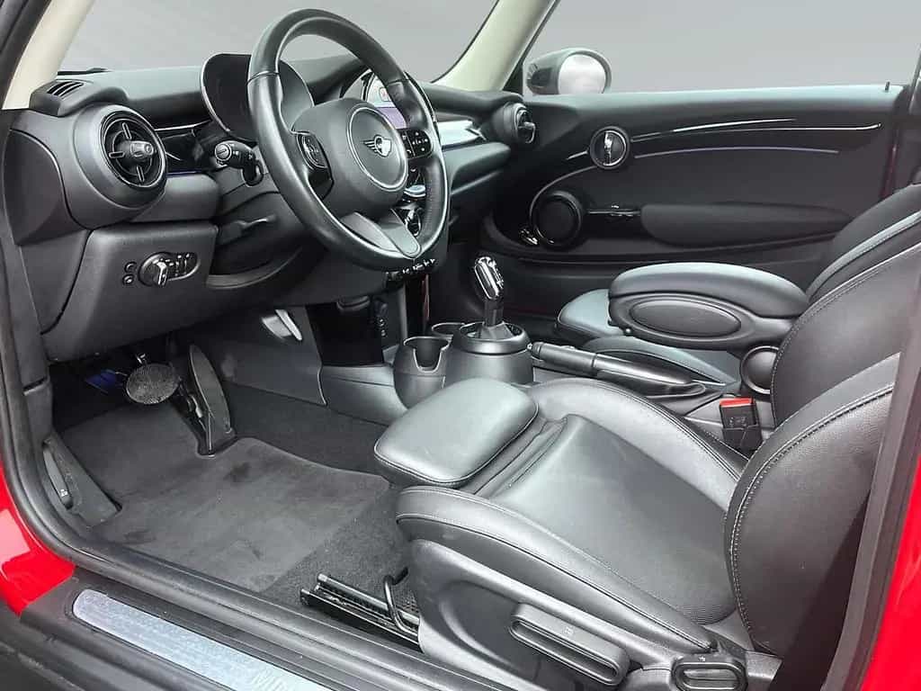 MINI Cooper 1.5 AUT Classic Trim LED NAVI SHZ RFK PDC 02/2023-photo-7