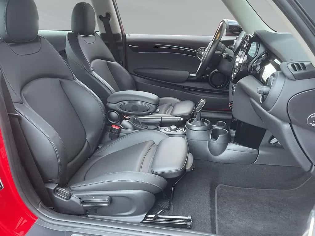 MINI Cooper 1.5 AUT Classic Trim LED NAVI SHZ RFK PDC 02/2023-photo-9